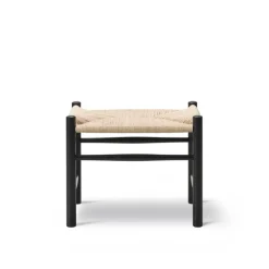 Taburete J16, Natural - roble lacado negro*Fredericia Furniture Online