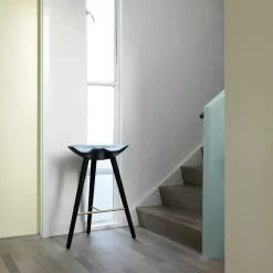 Taburete ML42 77 cm, Haya teñida negra-acero*Audo Copenhagen Clearance