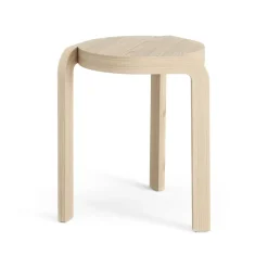 Taburete Spin H44 cm, Fresno lacado*Swedese Hot