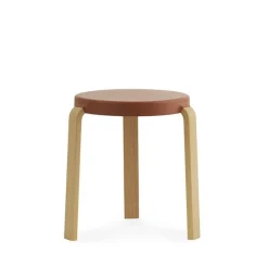 Taburete Tap, Caramel, patas de roble*Normann Copenhagen Hot