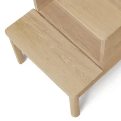 Taburete-escalera A line, Roble blanco*Form & Refine Sale