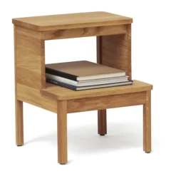 Taburete-escalera A line, Roble*Form & Refine Online