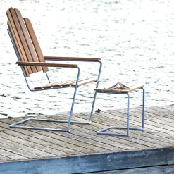Taburete/reposapiés A3, Roble aceitado - estructura galvanizada en caliente*Grythyttan Stålmöbler Online