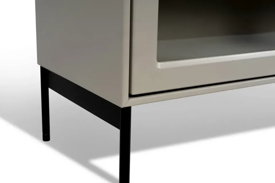Vitrina Volt 130 cm , Detalles en negro*Mavis Online